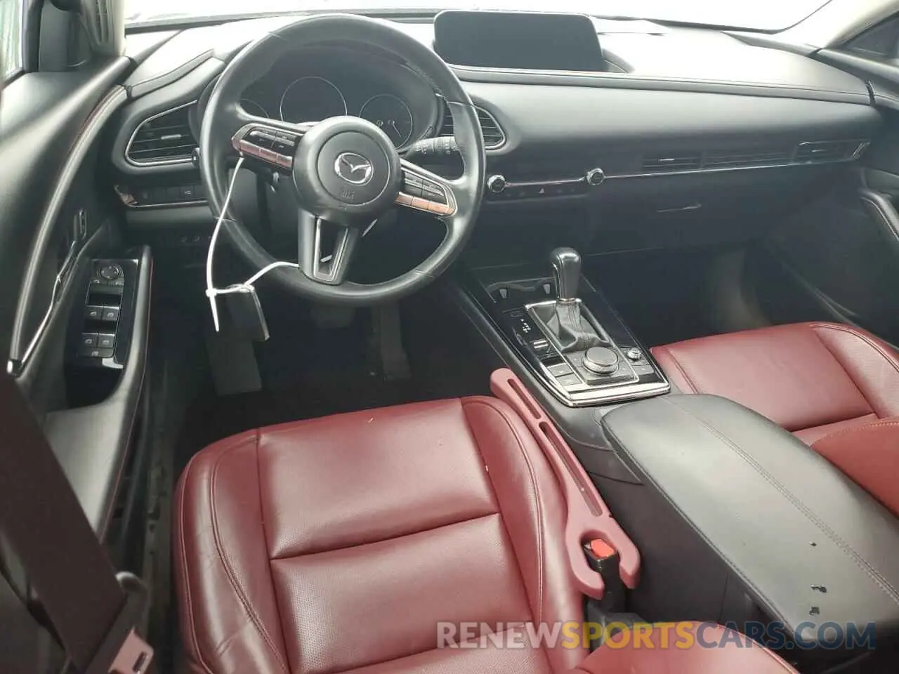 8 Photograph of a damaged car 3MVDMBCM5PM528896 MAZDA CX30 2023
