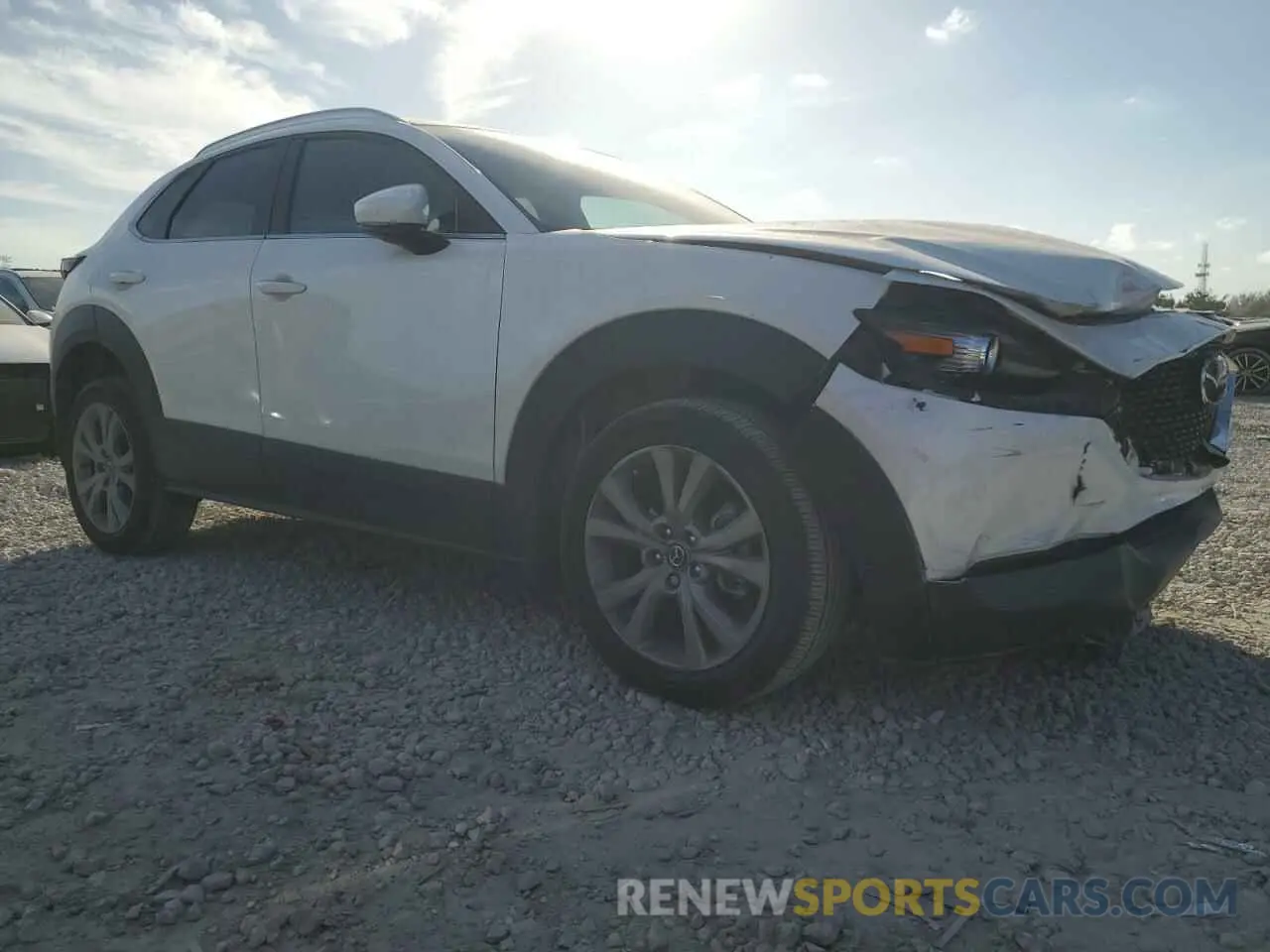 4 Photograph of a damaged car 3MVDMBCM5PM537212 MAZDA CX30 2023