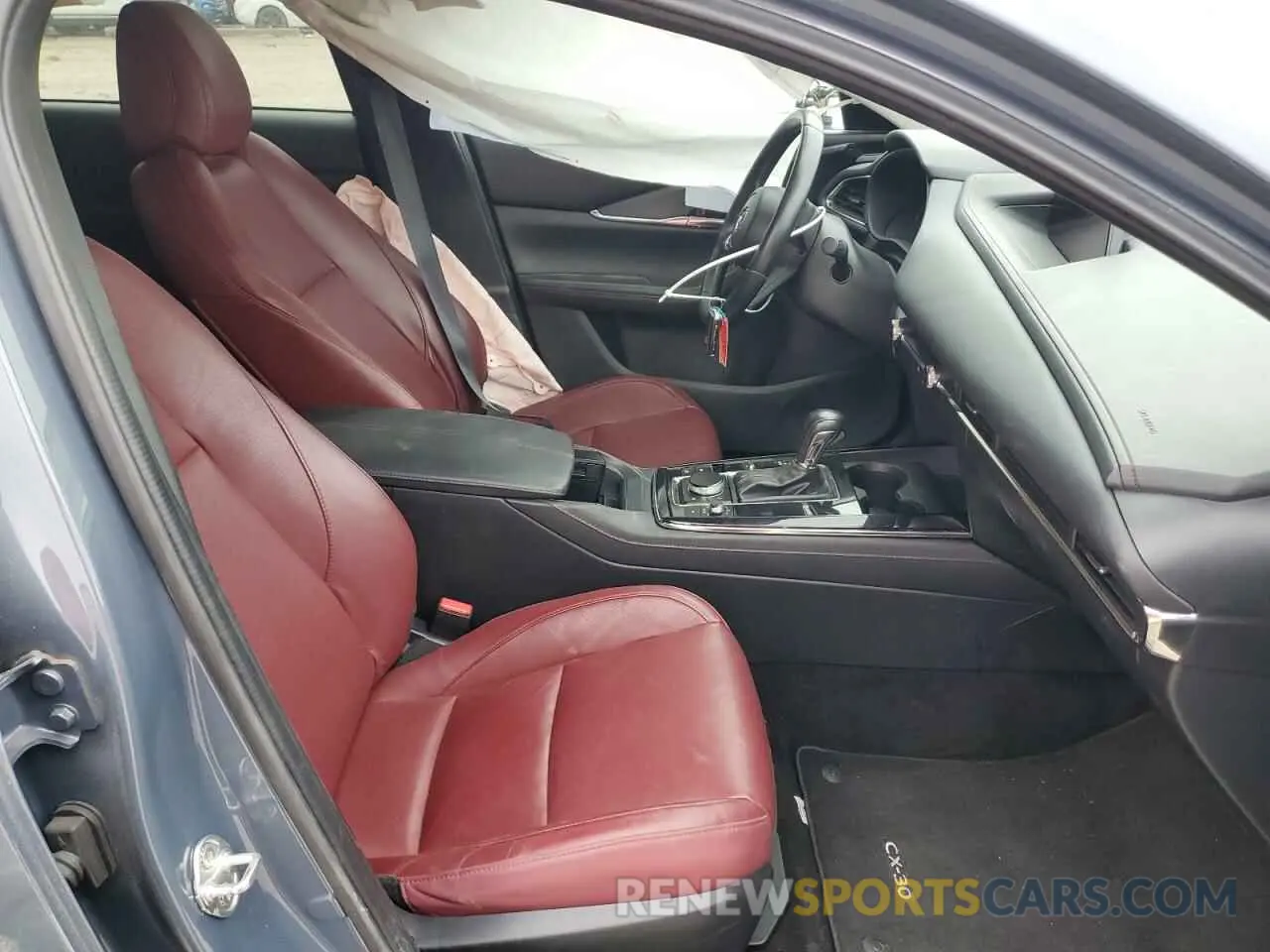 7 Photograph of a damaged car 3MVDMBCM7PM530374 MAZDA CX30 2023