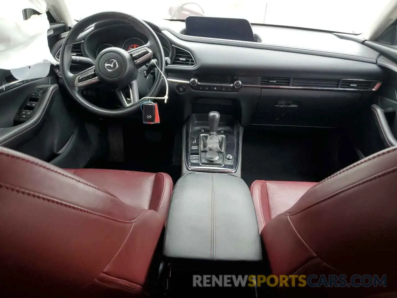8 Photograph of a damaged car 3MVDMBCM7PM530374 MAZDA CX30 2023