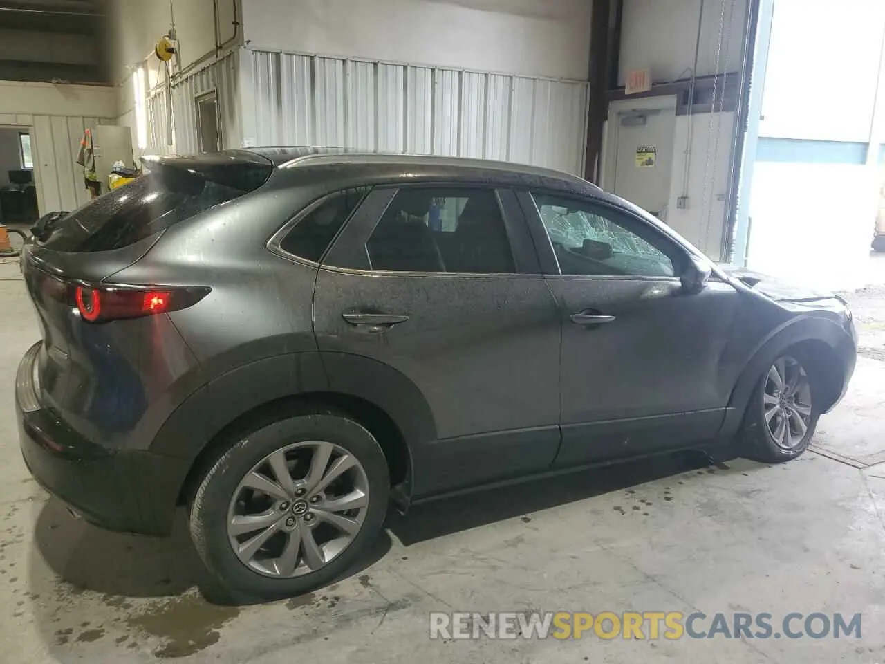 3 Photograph of a damaged car 3MVDMBCM9PM516797 MAZDA CX30 2023