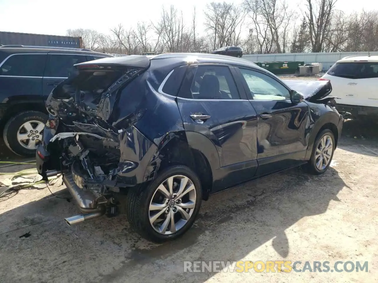 3 Photograph of a damaged car 3MVDMBCMXPM539683 MAZDA CX30 2023