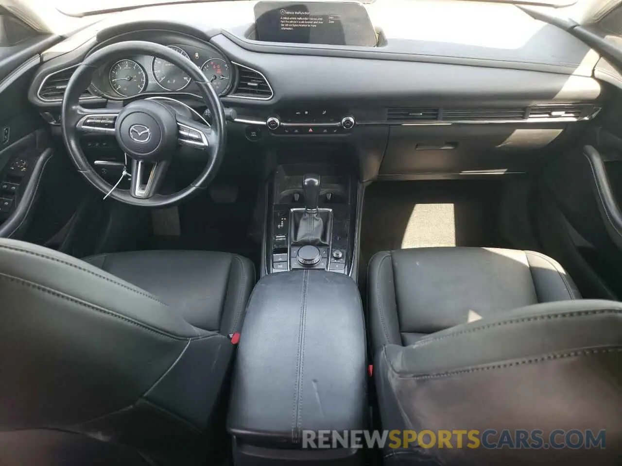 8 Photograph of a damaged car 3MVDMBCMXPM550988 MAZDA CX30 2023