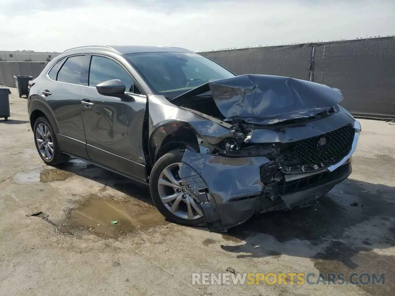 4 Photograph of a damaged car 3MVDMBDM9PM558451 MAZDA CX30 2023