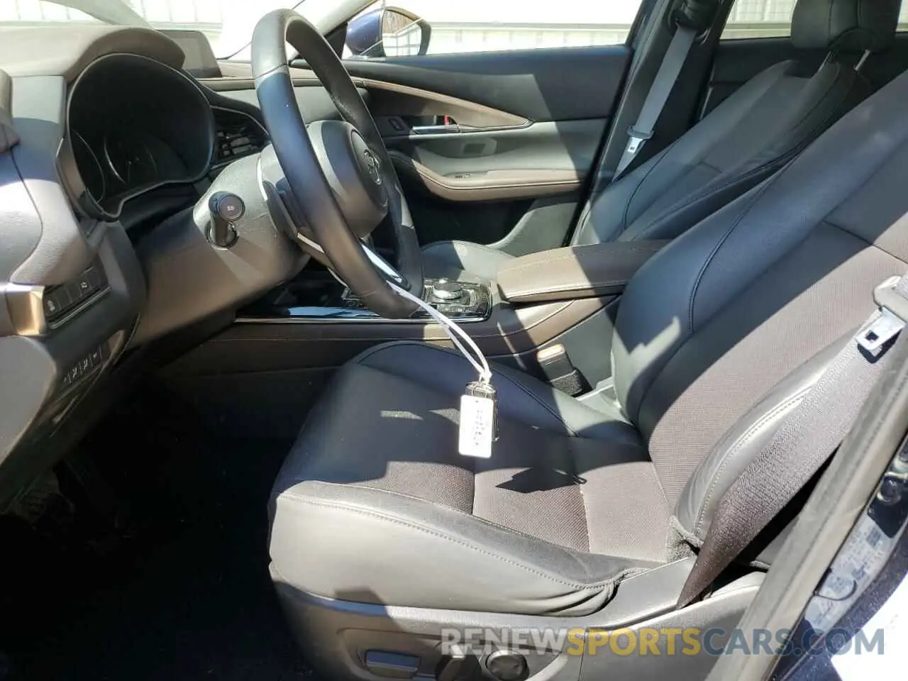 7 Photograph of a damaged car 3MVDMBDMXPM549631 MAZDA CX30 2023