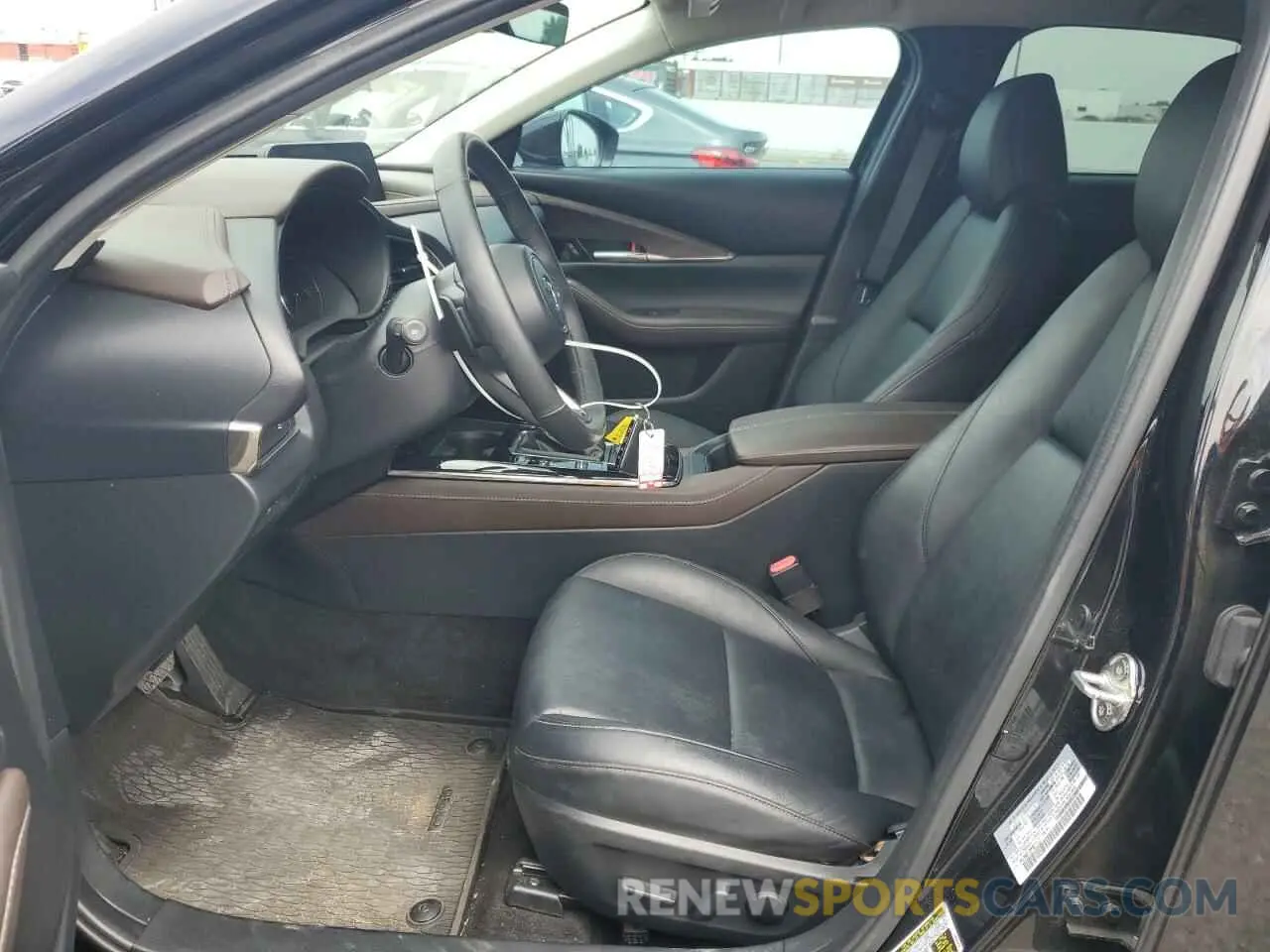 7 Photograph of a damaged car 3MVDMBDY0PM527107 MAZDA CX30 2023