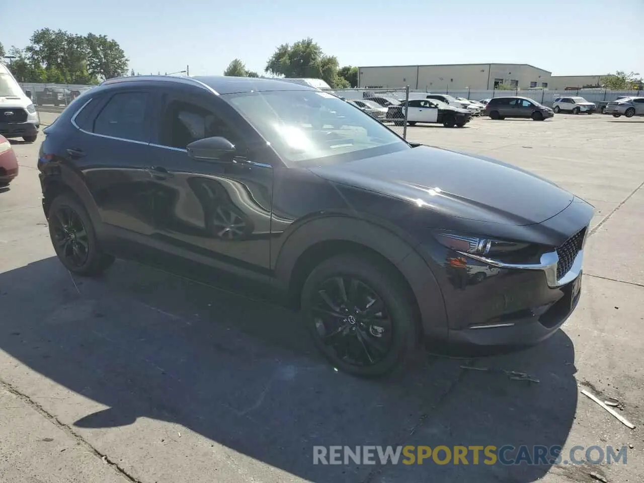 4 Photograph of a damaged car 3MVDMBEY0PM578346 MAZDA CX30 2023