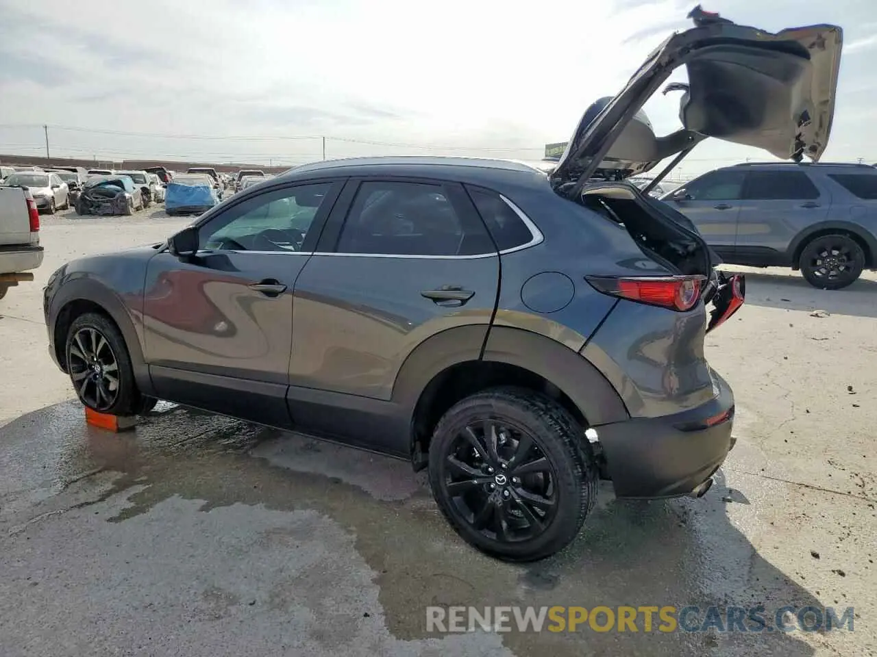 2 Photograph of a damaged car 3MVDMBEY6PM500458 MAZDA CX30 2023
