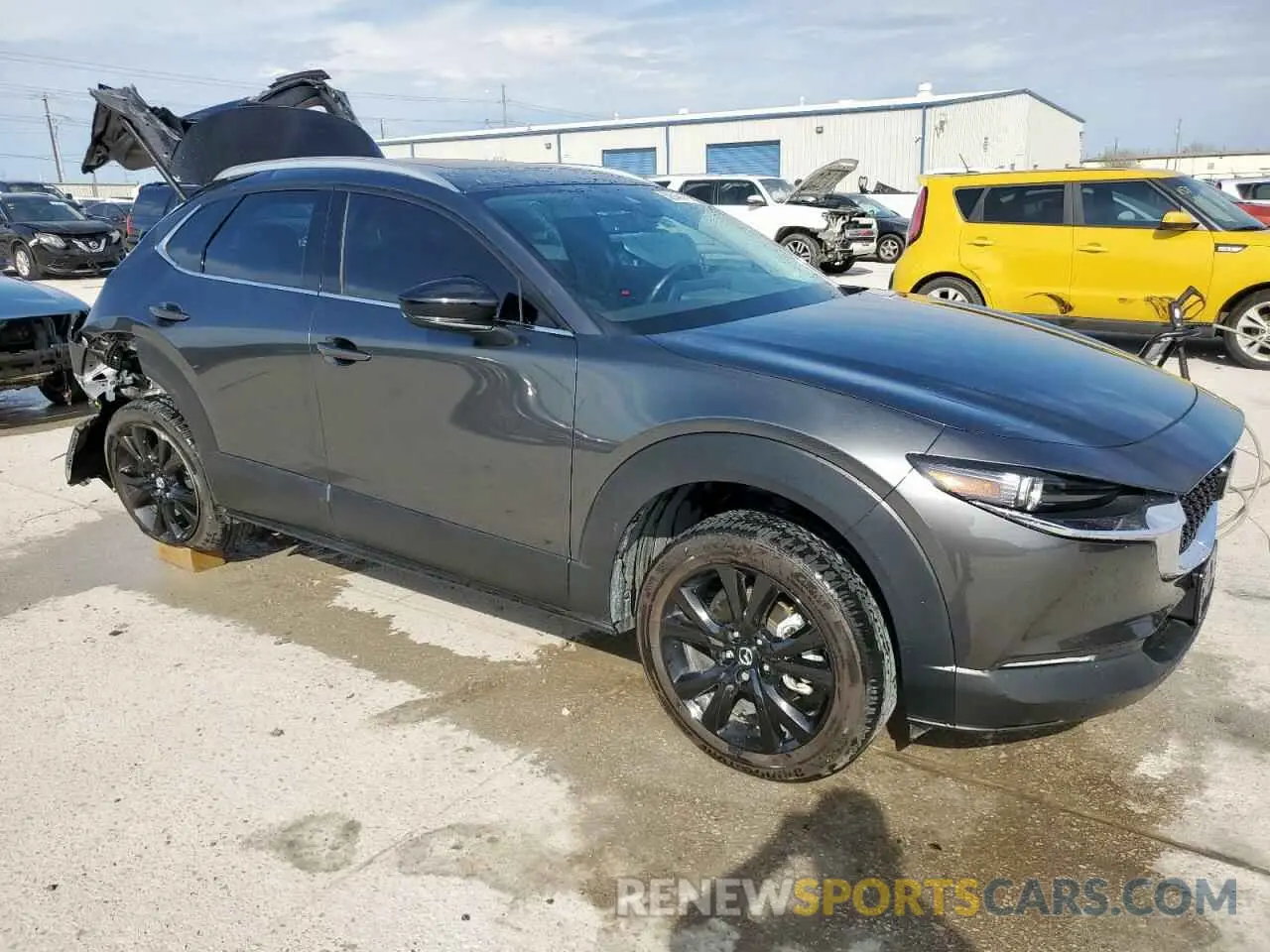 4 Photograph of a damaged car 3MVDMBEY6PM500458 MAZDA CX30 2023
