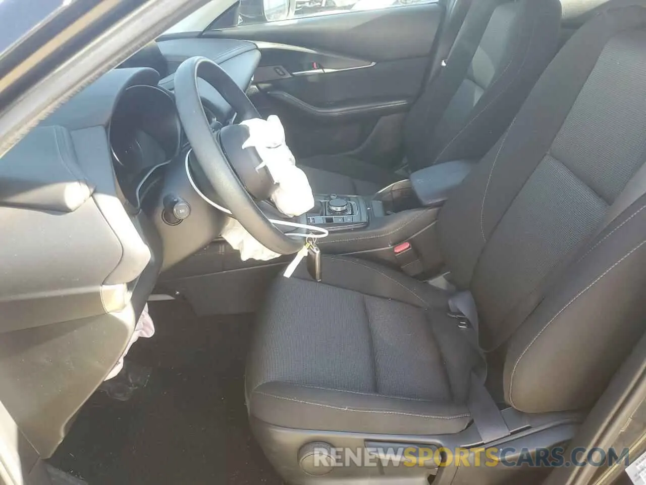 7 Photograph of a damaged car 3MVDMBAM0RM635991 MAZDA CX30 2024