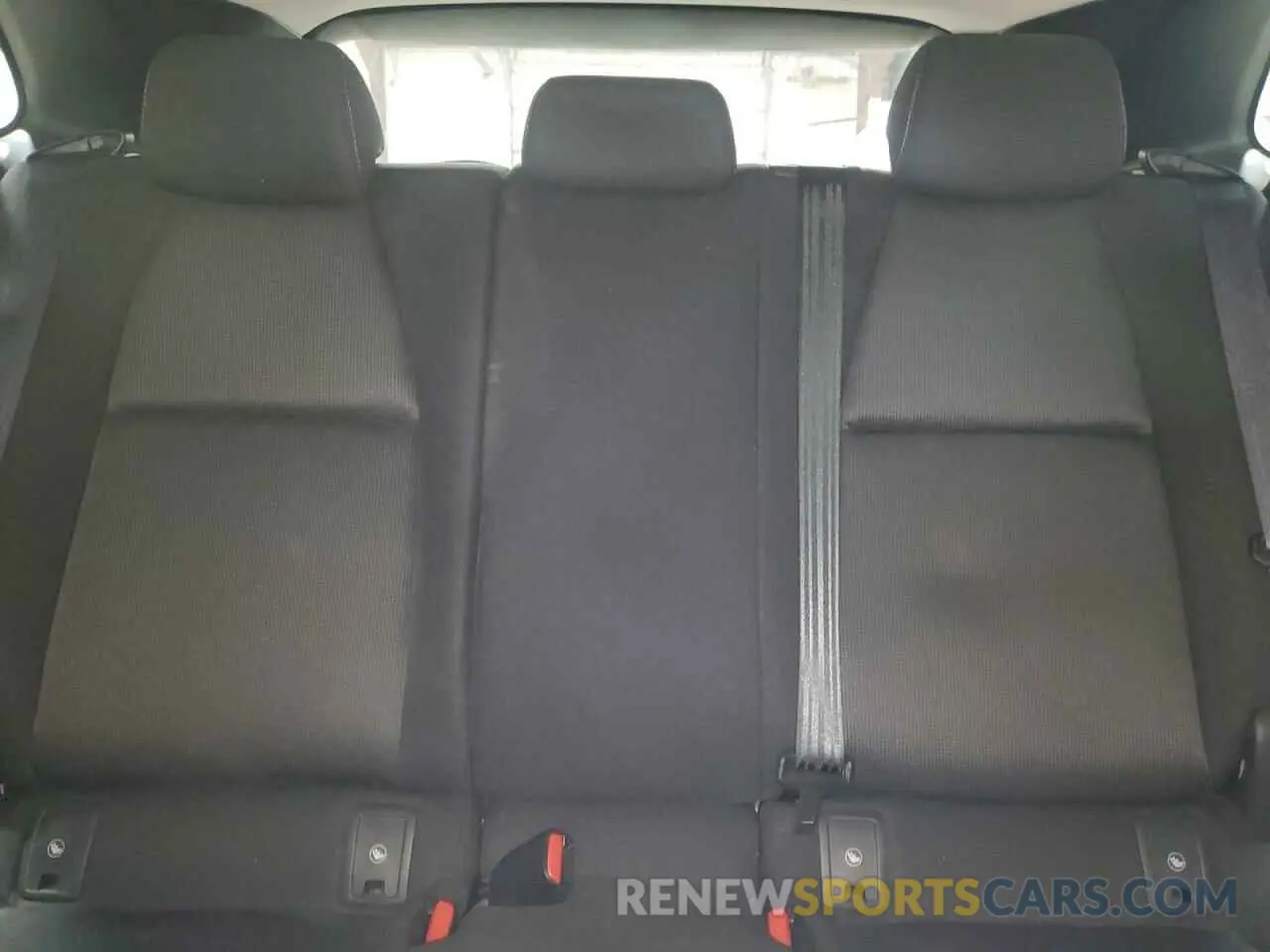 10 Photograph of a damaged car 3MVDMBAM1RM694015 MAZDA CX30 2024