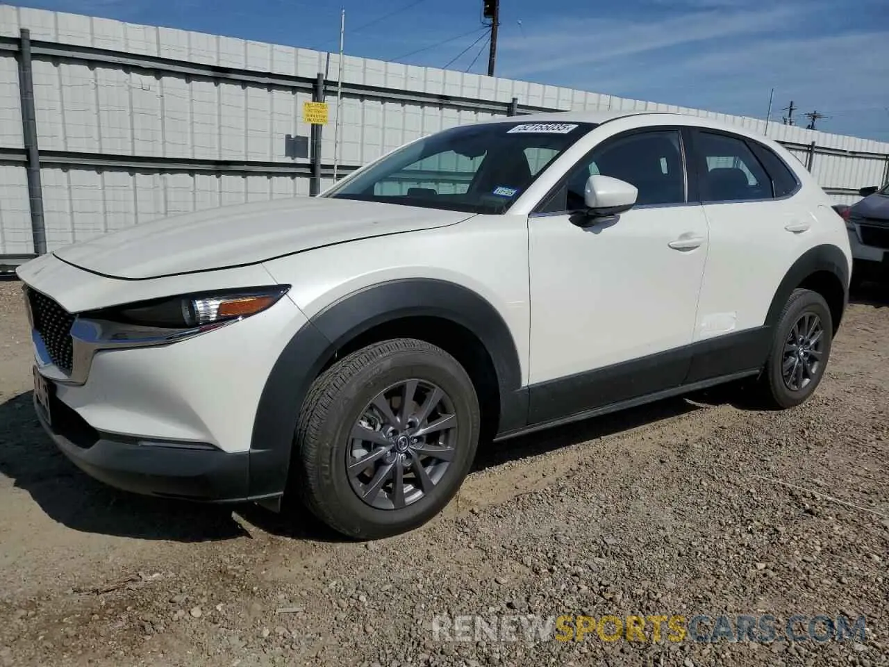 1 Photograph of a damaged car 3MVDMBAM3RM628145 MAZDA CX30 2024