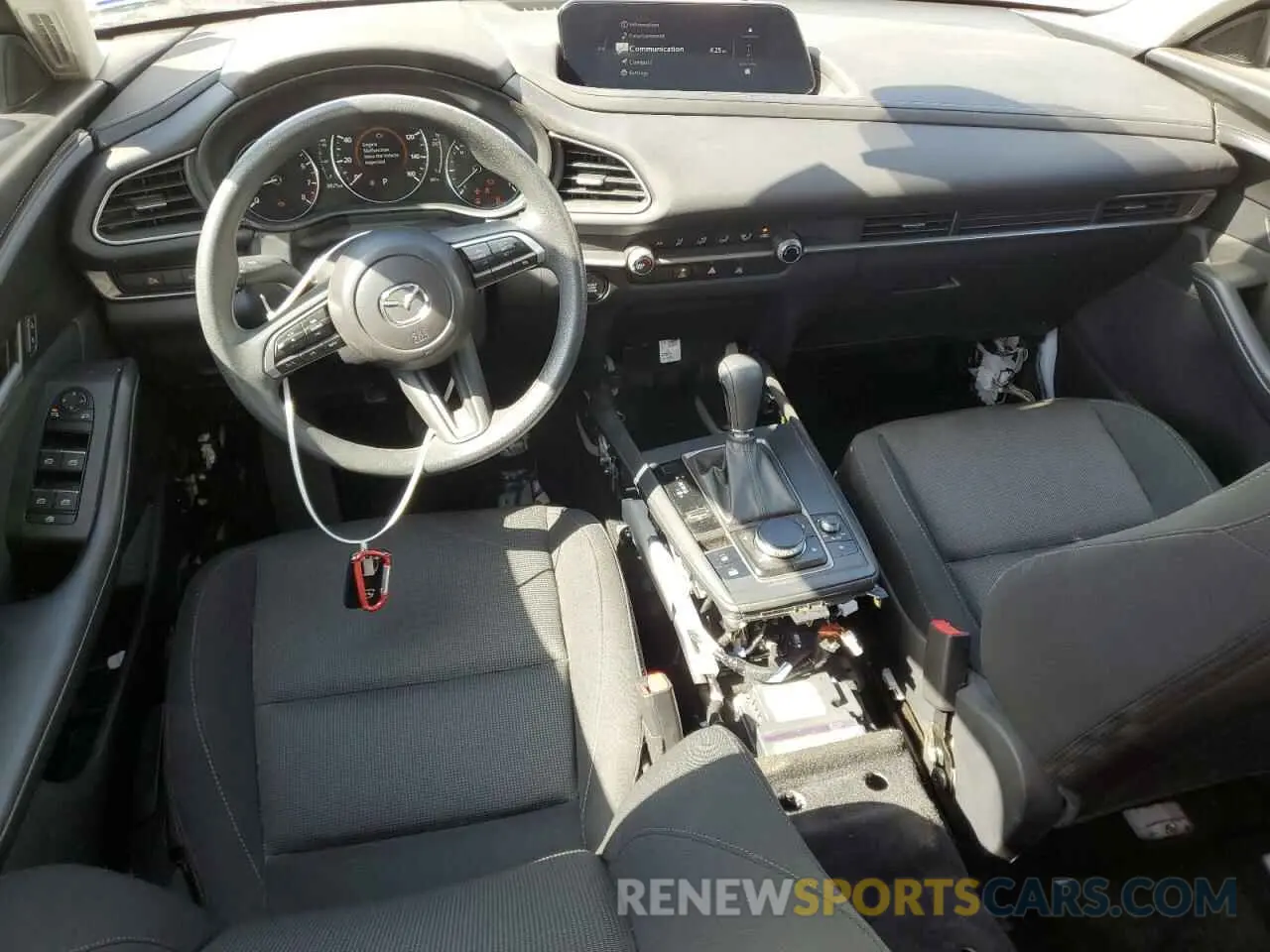 8 Photograph of a damaged car 3MVDMBAM3RM628145 MAZDA CX30 2024
