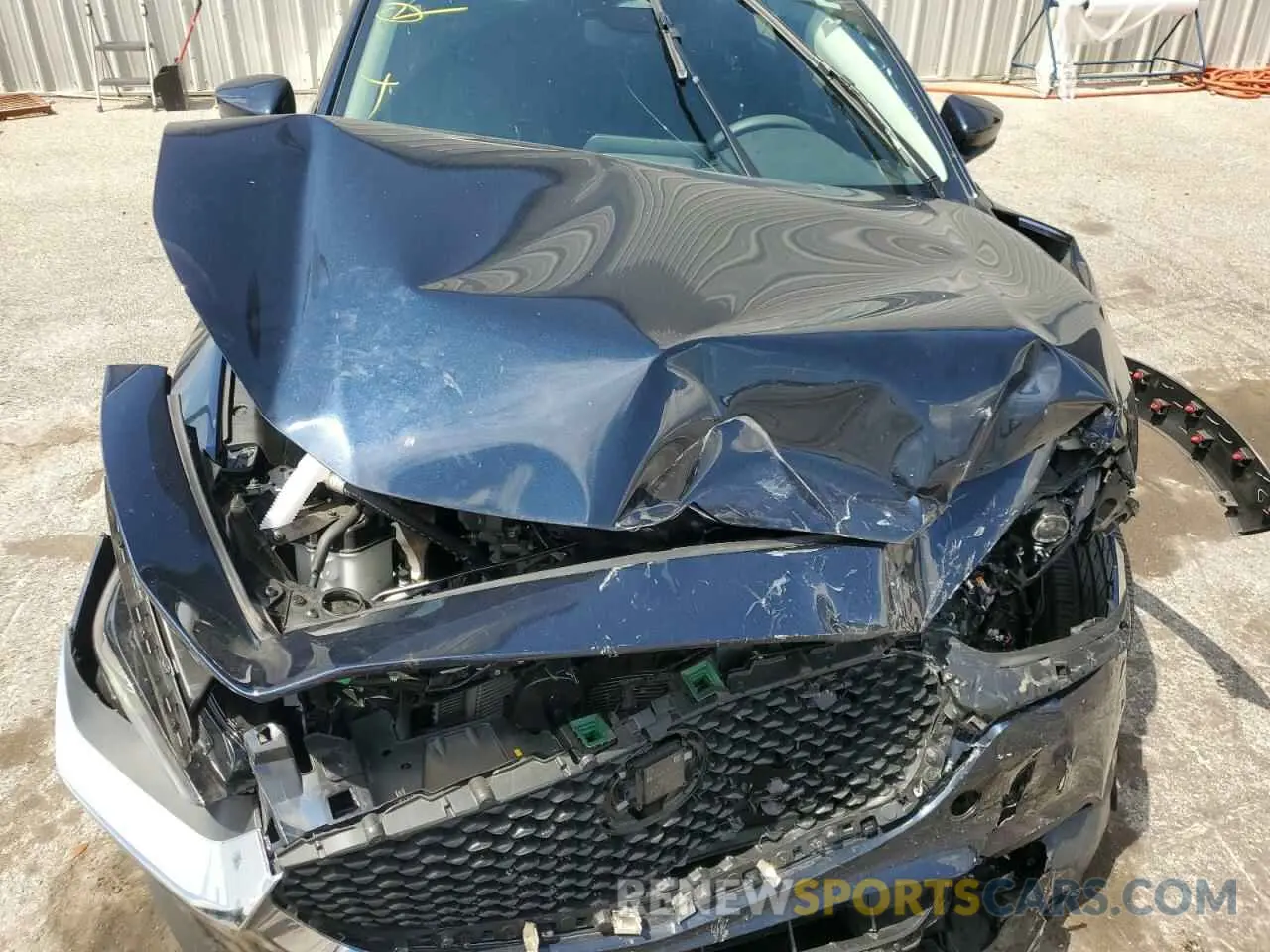 12 Photograph of a damaged car 3MVDMBAM4RM617719 MAZDA CX30 2024