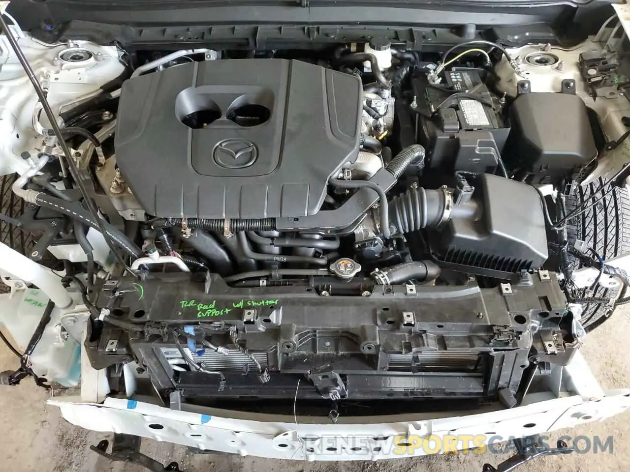 12 Photograph of a damaged car 3MVDMBAM4RM711258 MAZDA CX30 2024