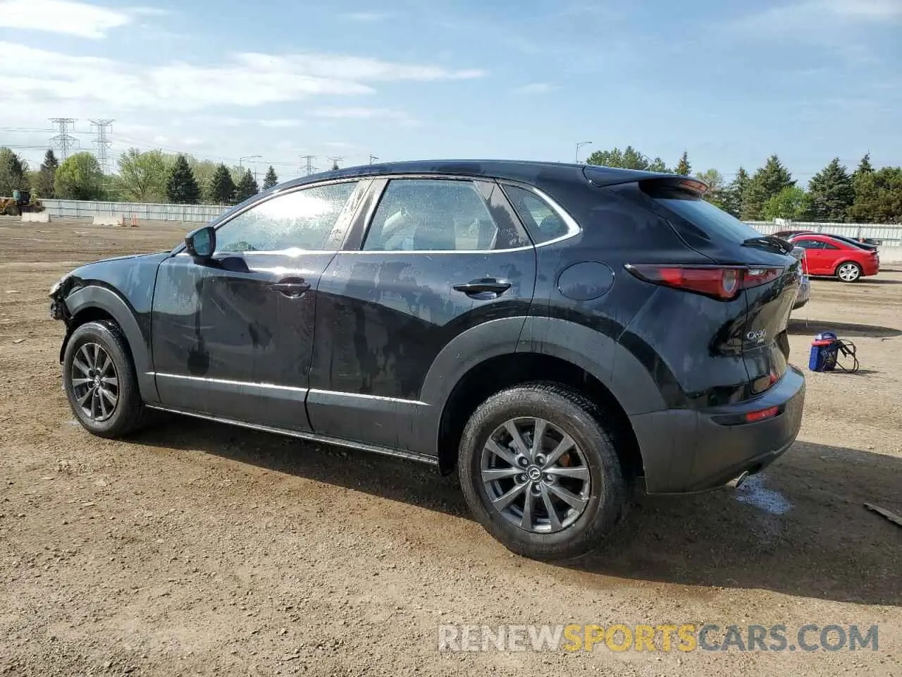 2 Photograph of a damaged car 3MVDMBAM7RM673718 MAZDA CX30 2024