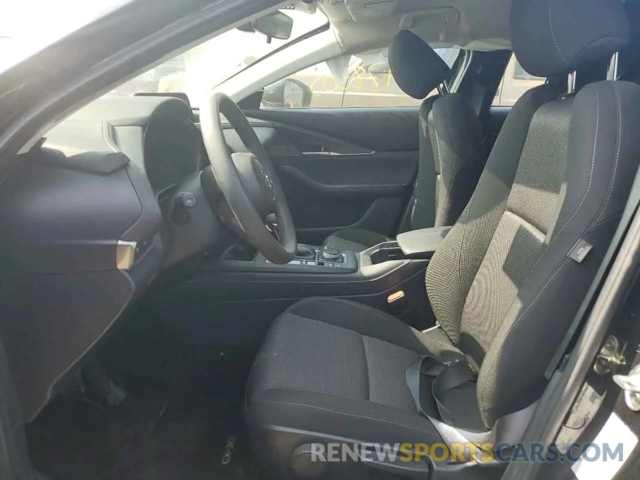 7 Photograph of a damaged car 3MVDMBAM7RM673718 MAZDA CX30 2024