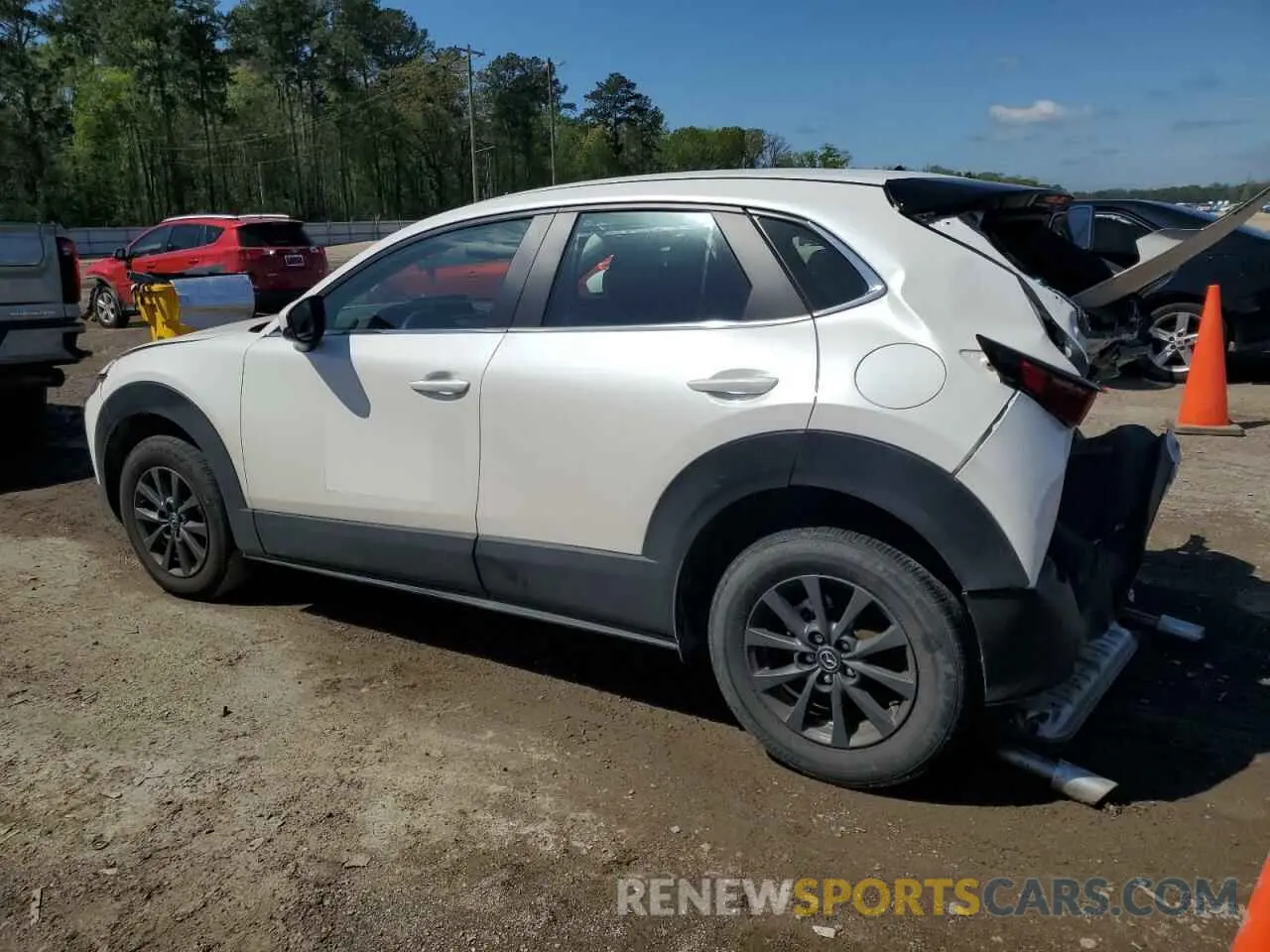 2 Photograph of a damaged car 3MVDMBAMXRM659652 MAZDA CX30 2024
