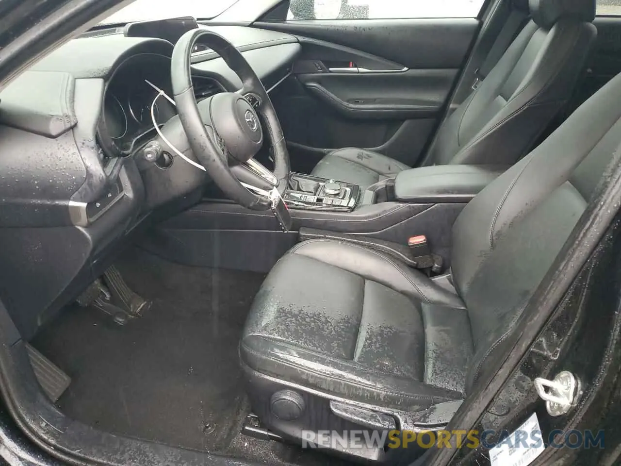 7 Photograph of a damaged car 3MVDMBBM0RM658542 MAZDA CX30 2024