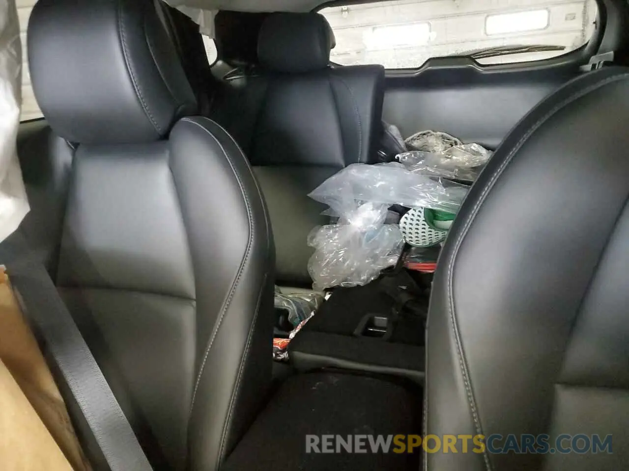 10 Photograph of a damaged car 3MVDMBBM0RM717301 MAZDA CX30 2024
