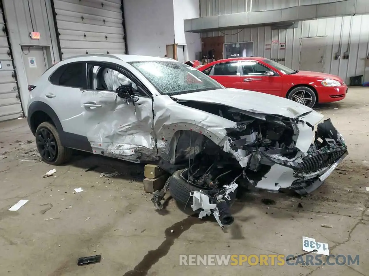 4 Photograph of a damaged car 3MVDMBBM0RM717301 MAZDA CX30 2024