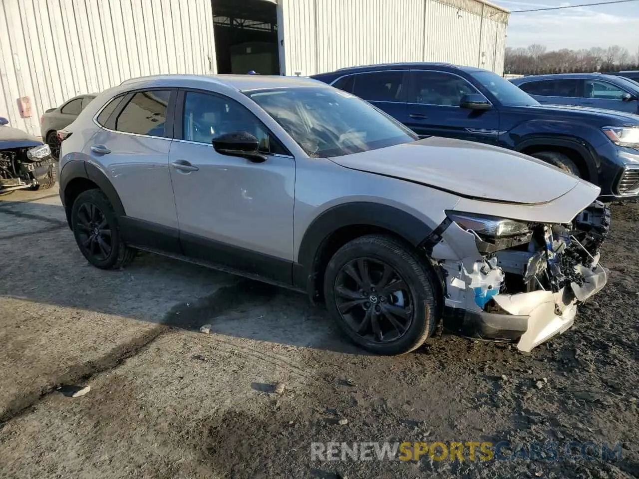 4 Photograph of a damaged car 3MVDMBBM0RM721042 MAZDA CX30 2024