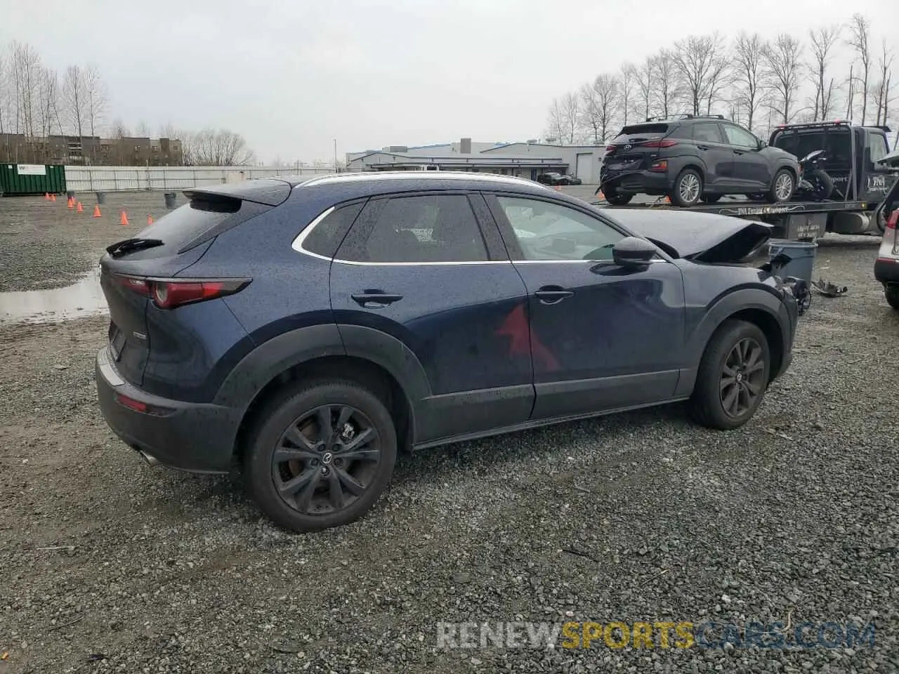 3 Photograph of a damaged car 3MVDMBBM1RM645914 MAZDA CX30 2024