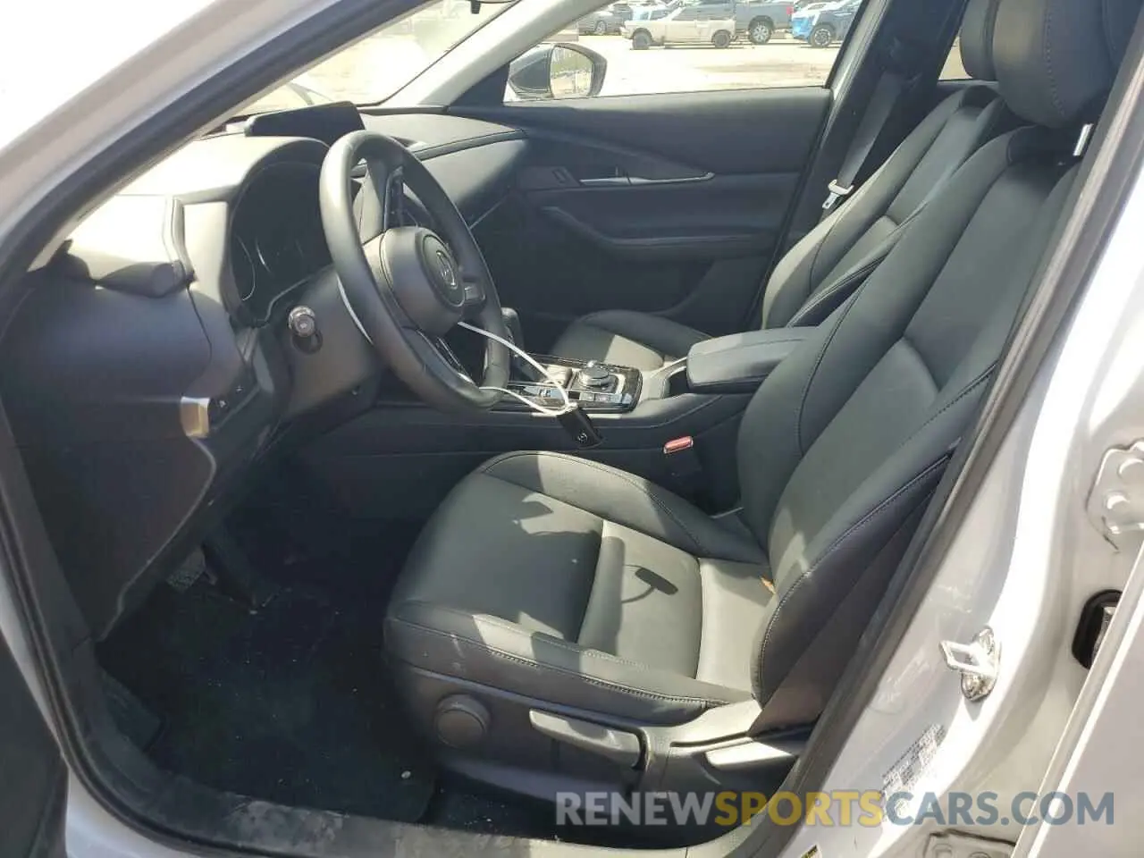 7 Photograph of a damaged car 3MVDMBBM1RM647338 MAZDA CX30 2024