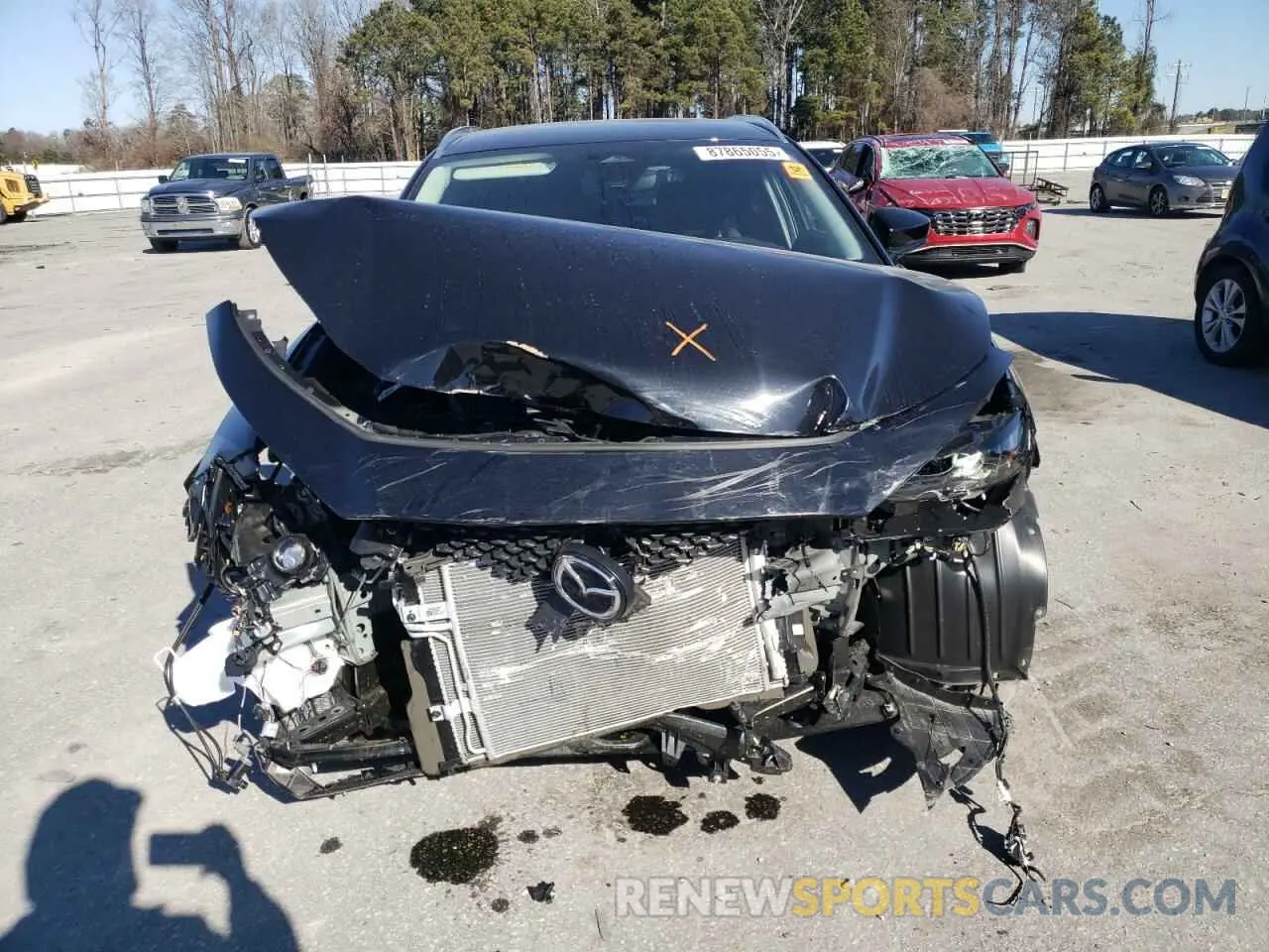 5 Photograph of a damaged car 3MVDMBBM1RM672661 MAZDA CX30 2024