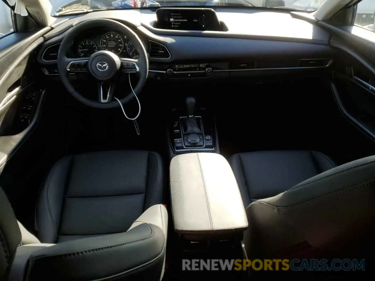 8 Photograph of a damaged car 3MVDMBBM1RM715881 MAZDA CX30 2024