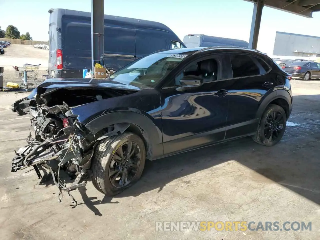 1 Photograph of a damaged car 3MVDMBBM2RM696645 MAZDA CX30 2024