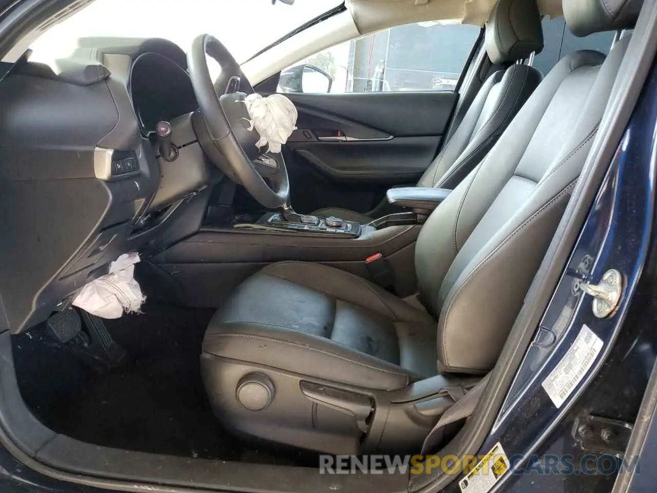 7 Photograph of a damaged car 3MVDMBBM2RM696645 MAZDA CX30 2024