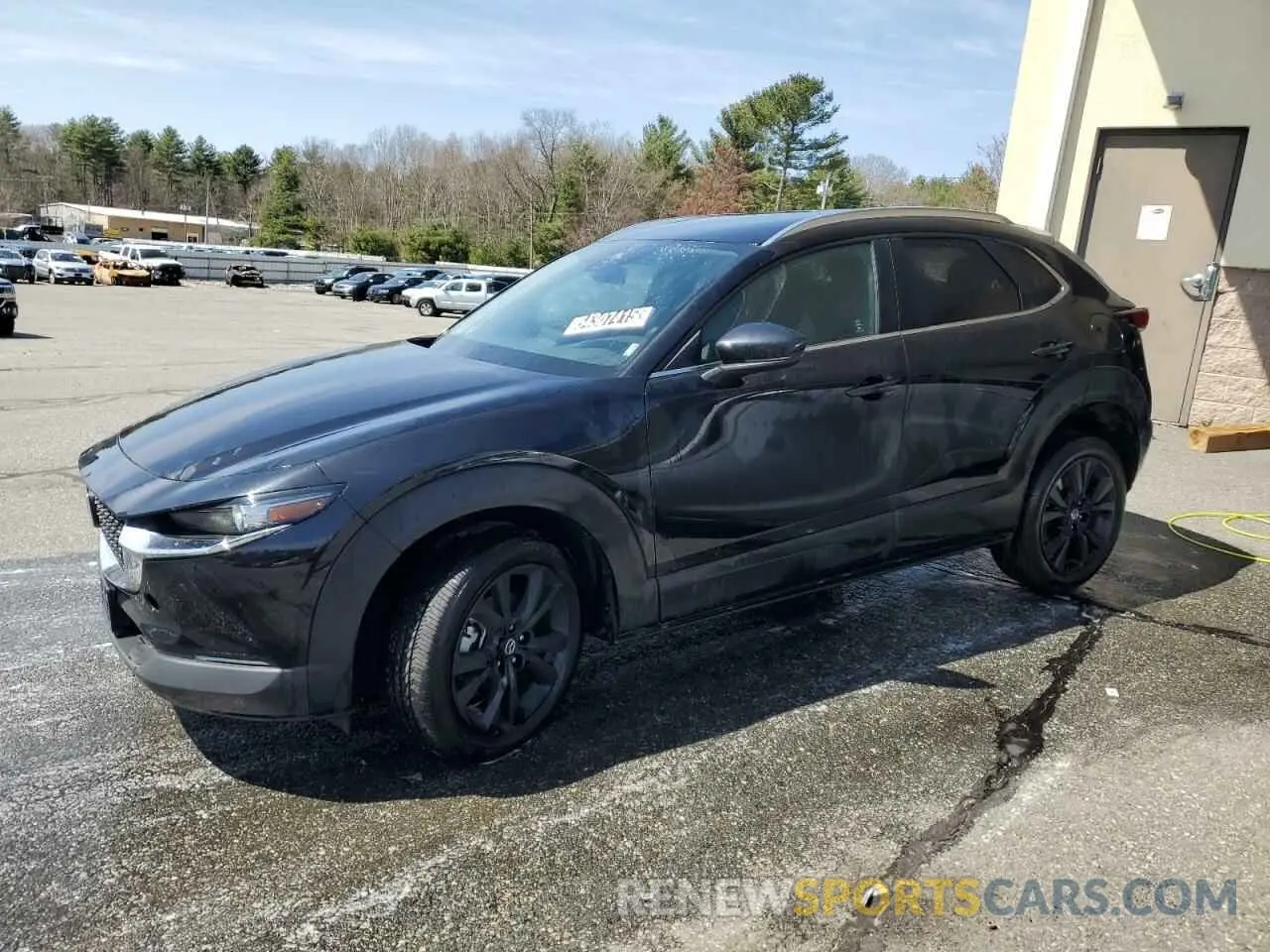 1 Photograph of a damaged car 3MVDMBBM2RM699061 MAZDA CX30 2024