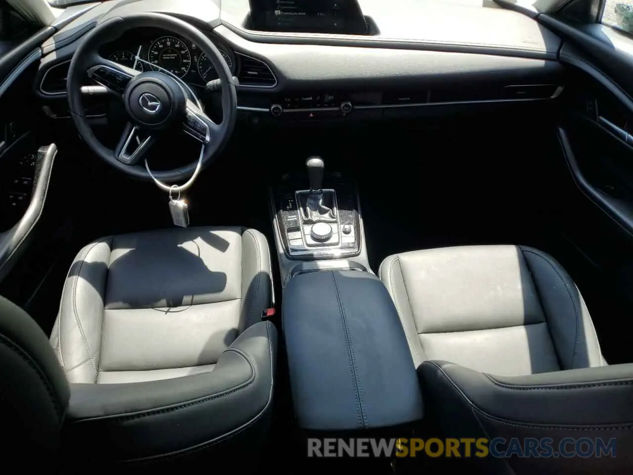 8 Photograph of a damaged car 3MVDMBBM2RM699061 MAZDA CX30 2024
