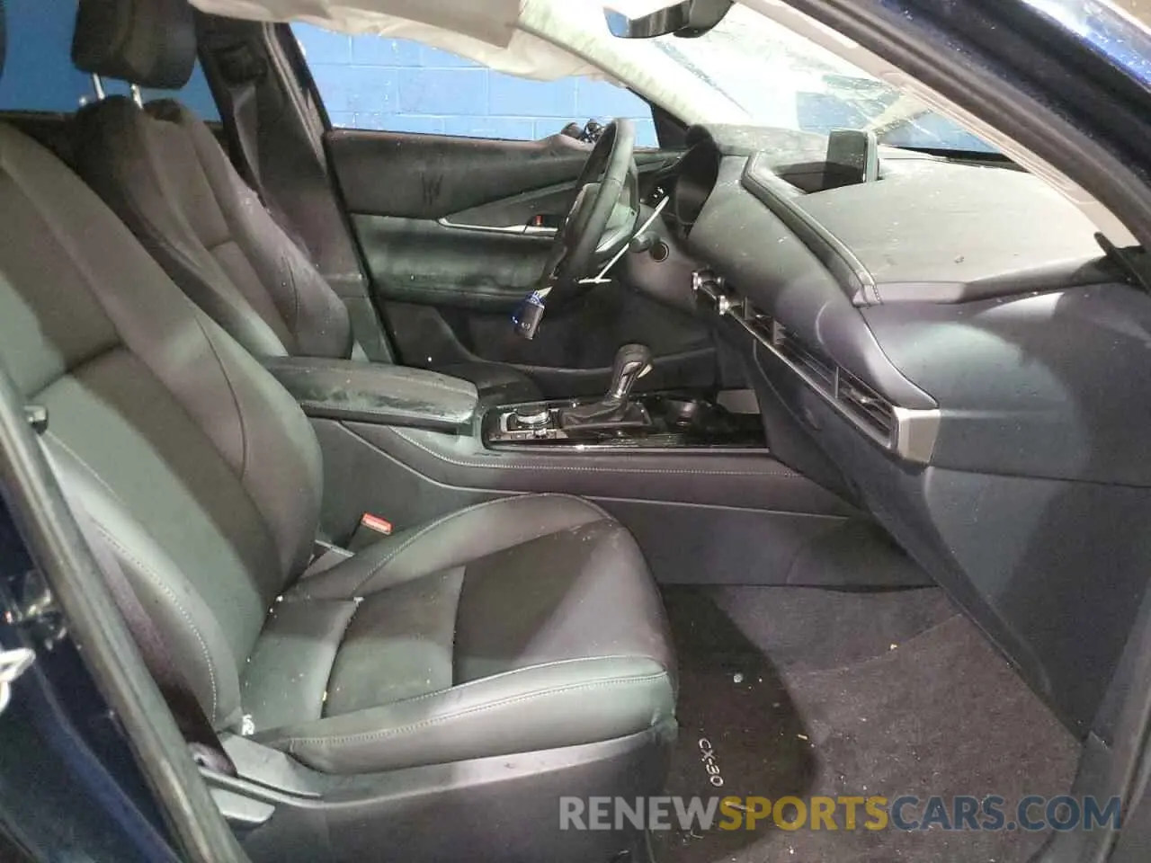 7 Photograph of a damaged car 3MVDMBBM3RM718961 MAZDA CX30 2024