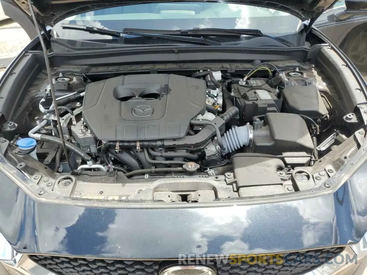 12 Photograph of a damaged car 3MVDMBBM5RM655247 MAZDA CX30 2024