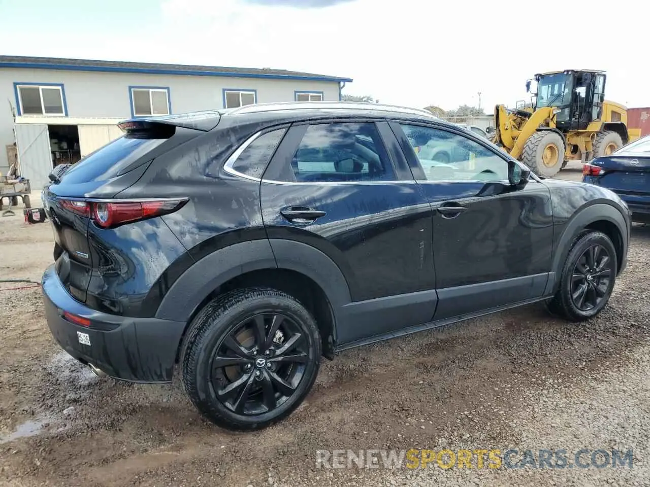 3 Photograph of a damaged car 3MVDMBBM5RM655247 MAZDA CX30 2024
