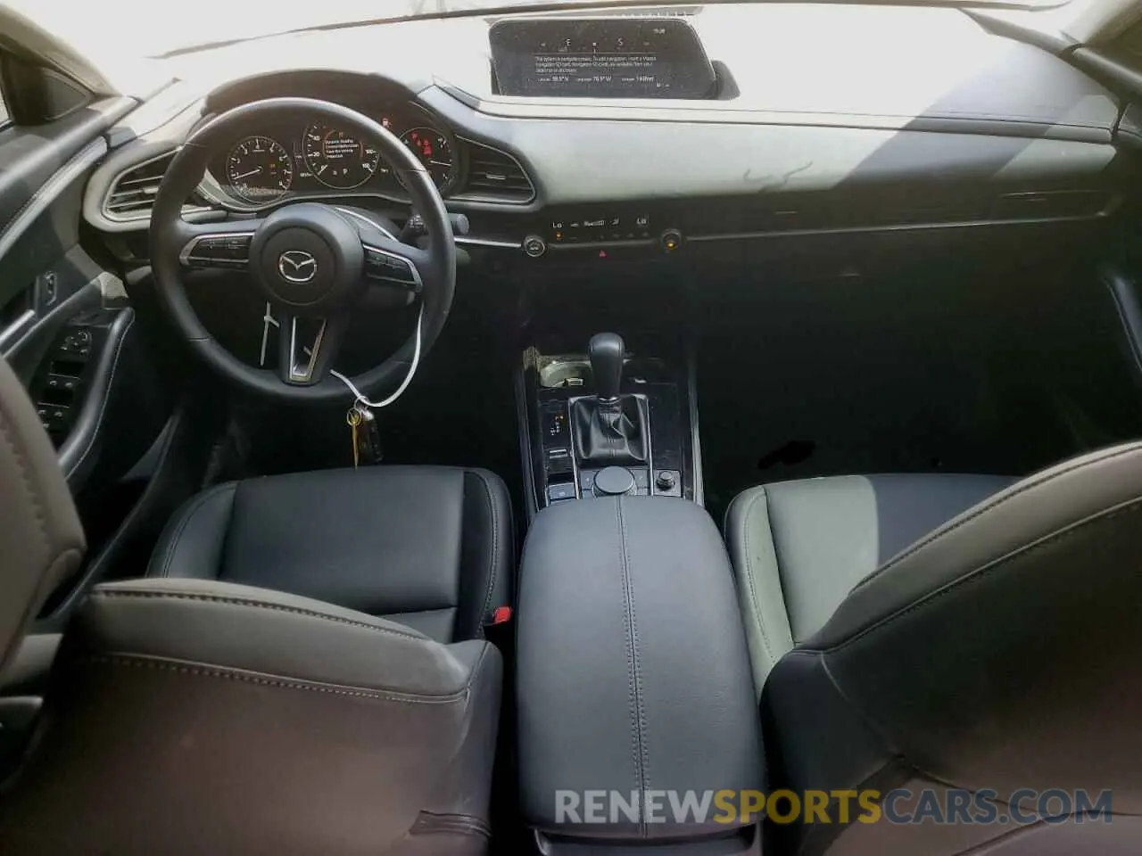8 Photograph of a damaged car 3MVDMBBM6RM610267 MAZDA CX30 2024