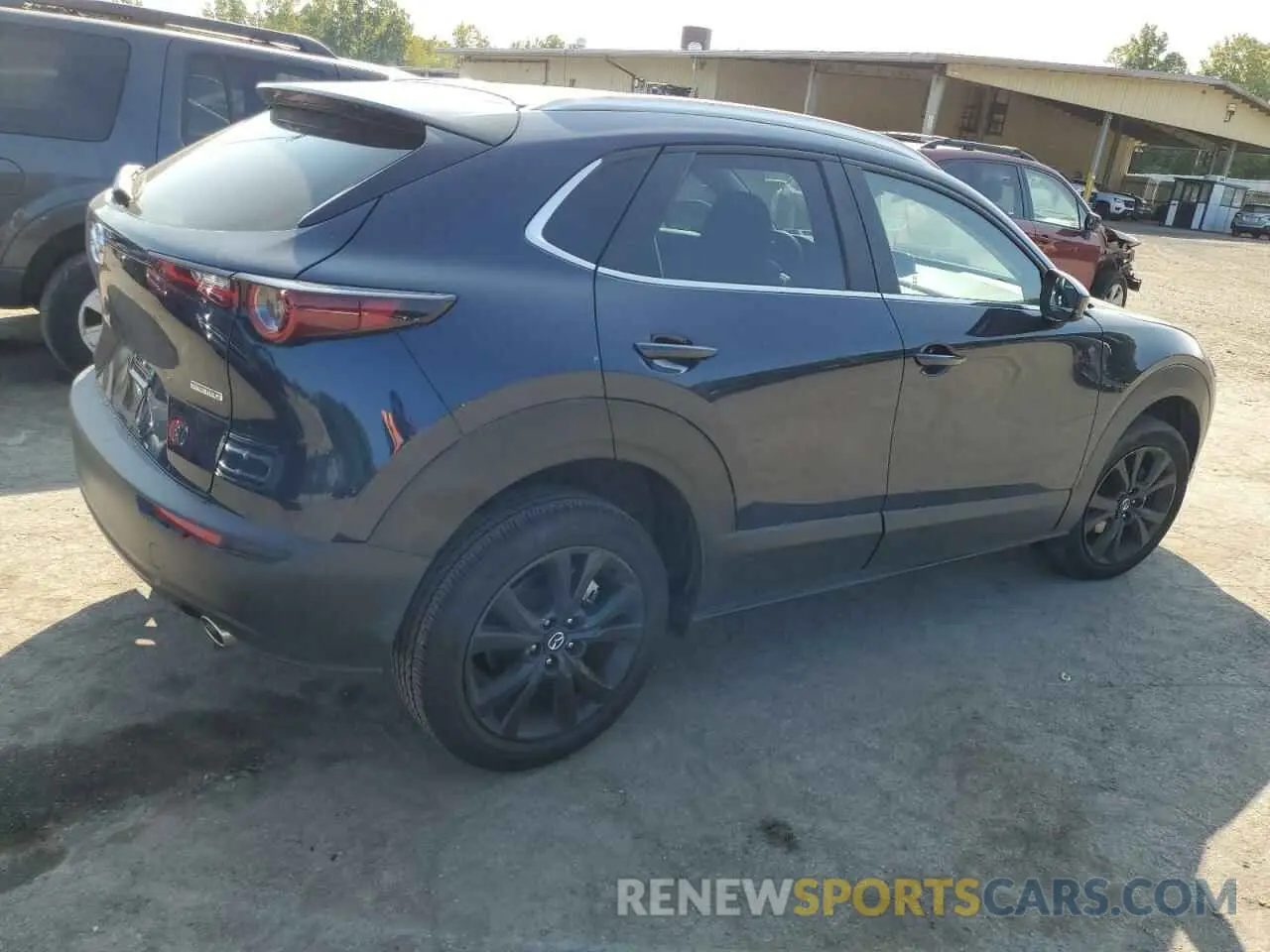 3 Photograph of a damaged car 3MVDMBBM7RM664516 MAZDA CX30 2024