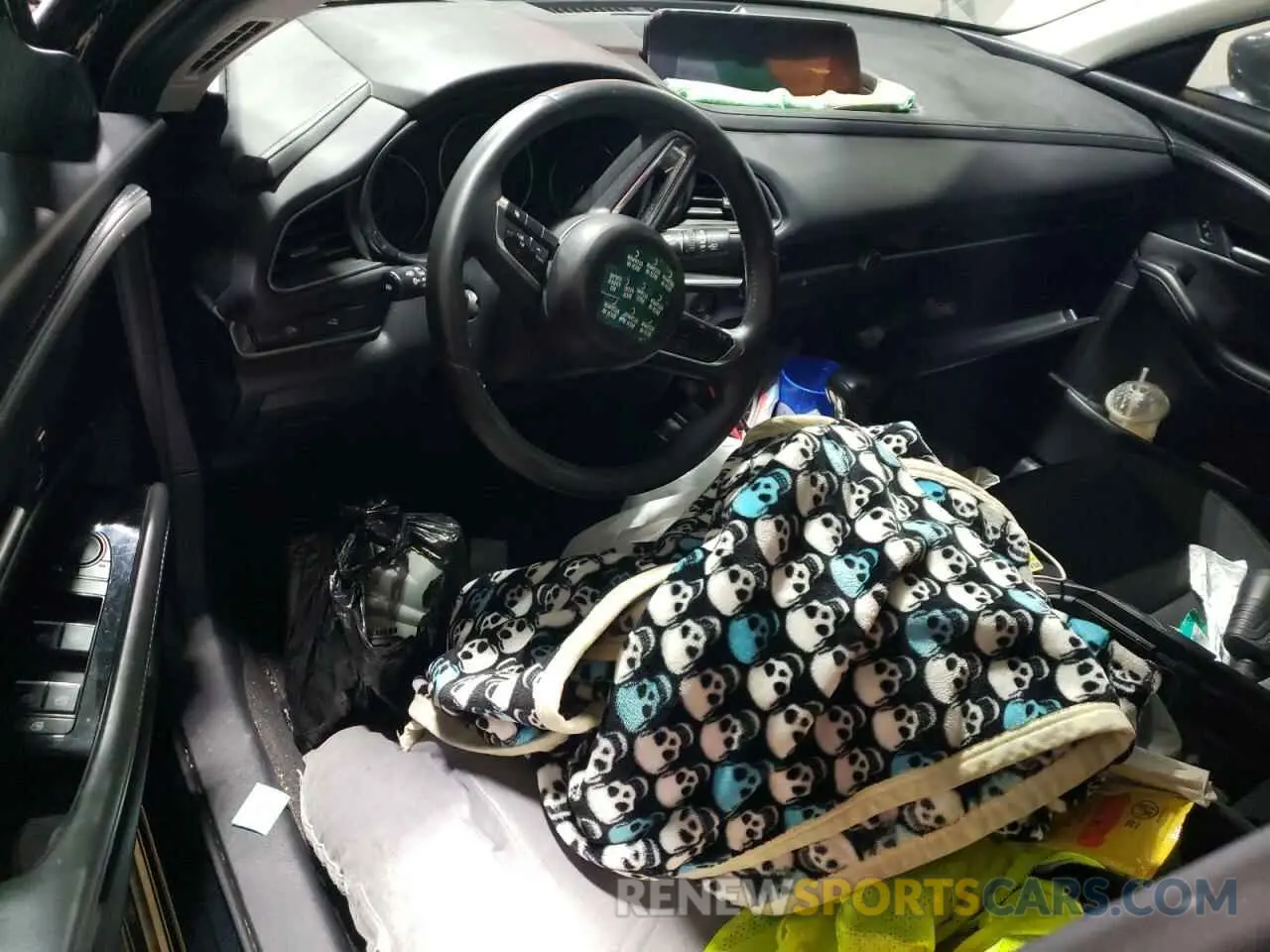 8 Photograph of a damaged car 3MVDMBBM7RM698567 MAZDA CX30 2024