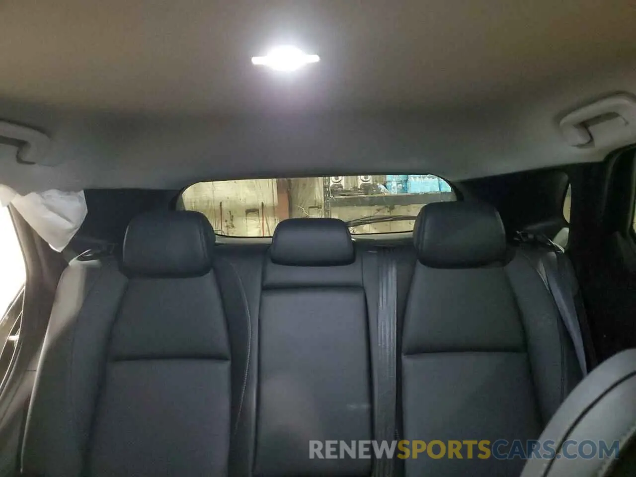 10 Photograph of a damaged car 3MVDMBBM8RM675508 MAZDA CX30 2024