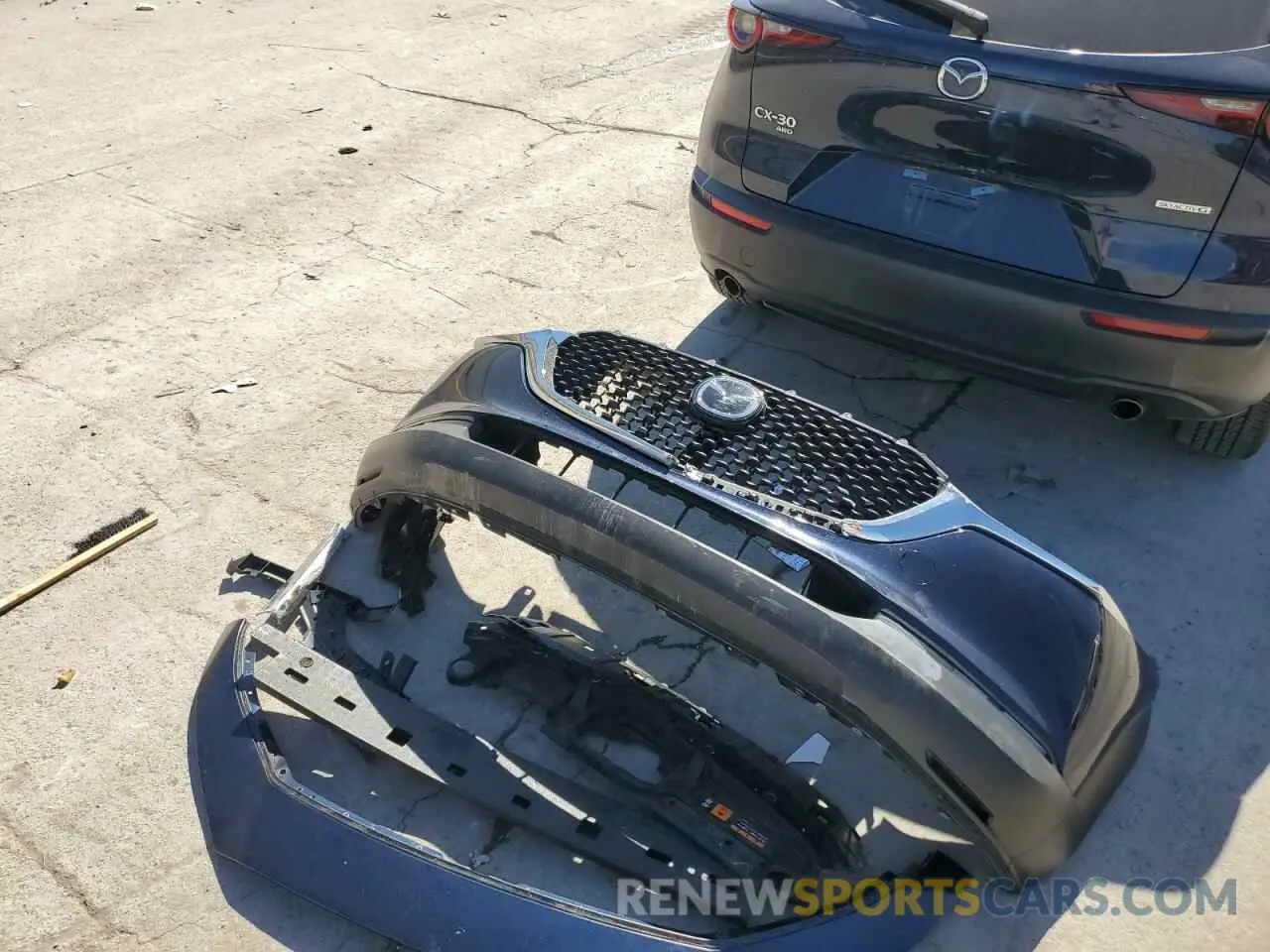 13 Photograph of a damaged car 3MVDMBBM9RM649354 MAZDA CX30 2024