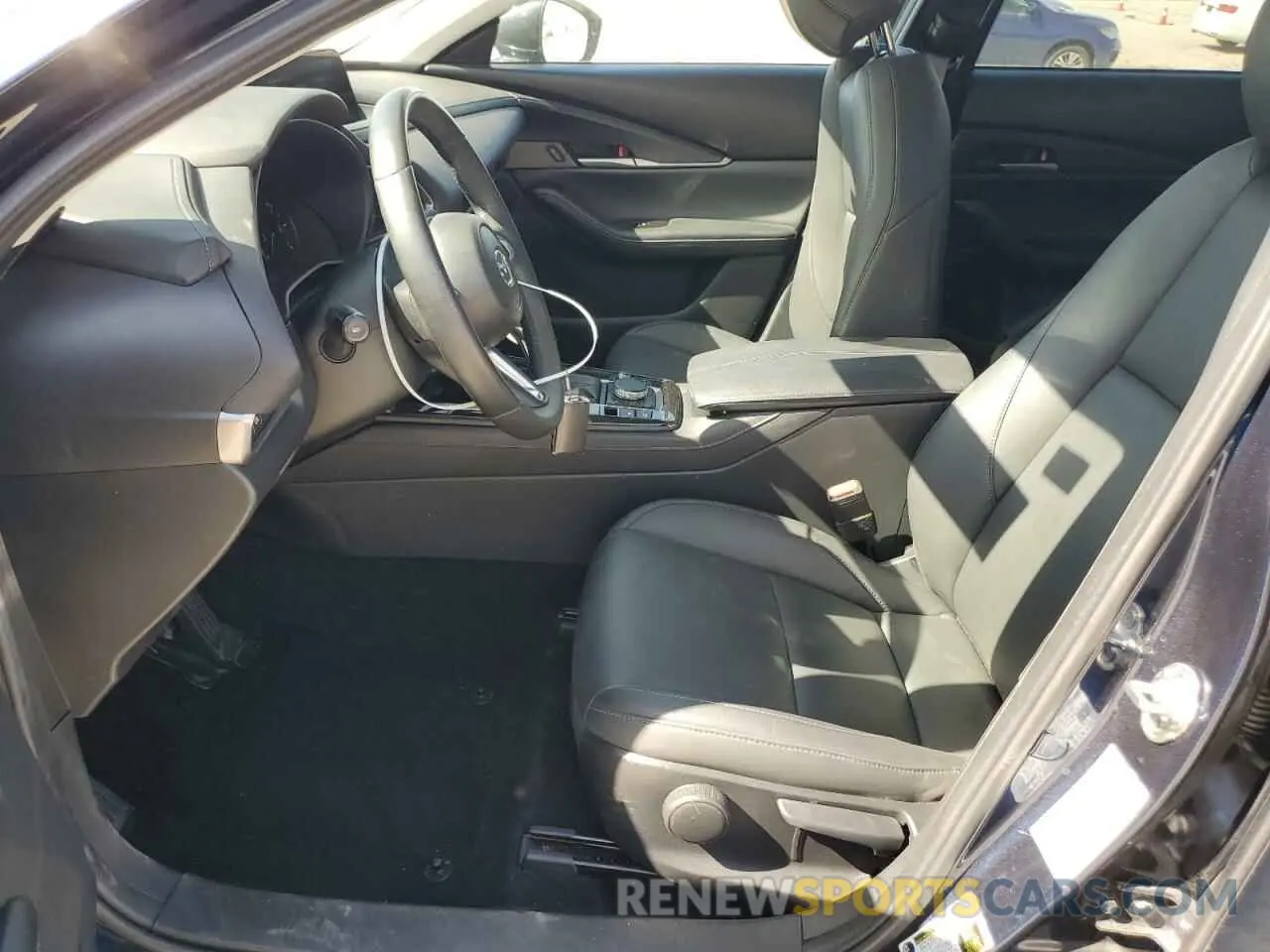 7 Photograph of a damaged car 3MVDMBBM9RM649354 MAZDA CX30 2024