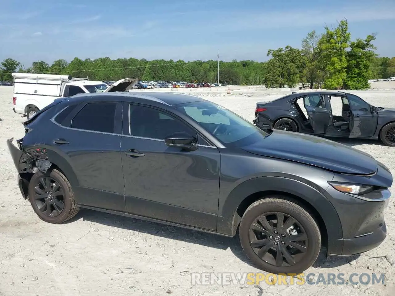 4 Photograph of a damaged car 3MVDMBBM9RM659950 MAZDA CX30 2024