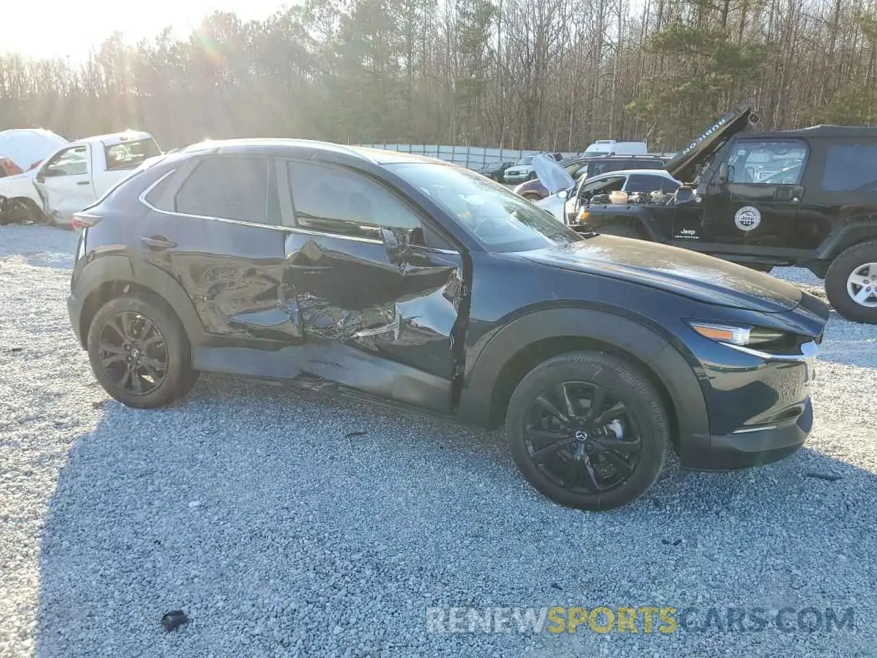 4 Photograph of a damaged car 3MVDMBBM9RM713408 MAZDA CX30 2024