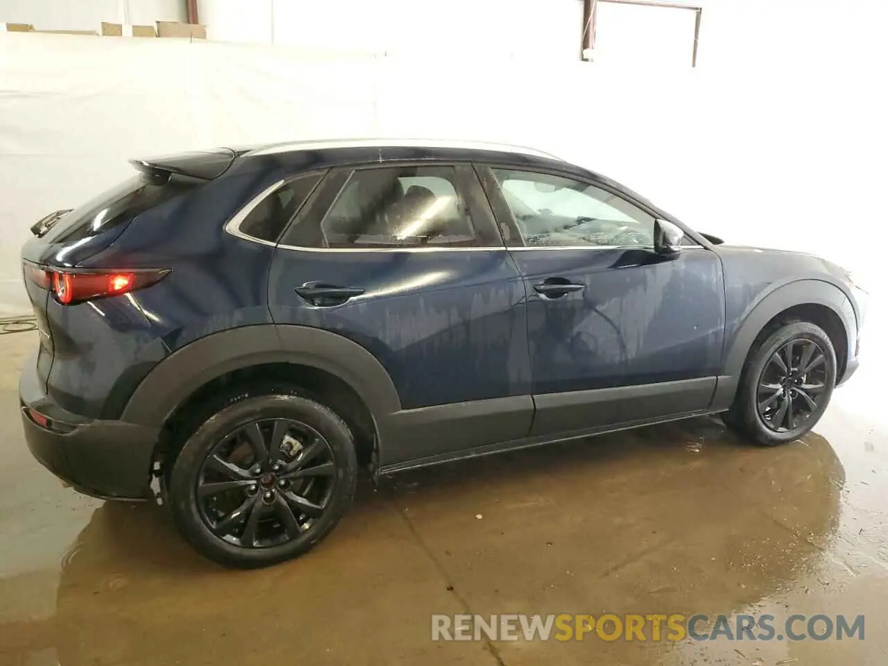 3 Photograph of a damaged car 3MVDMBBMXRM654255 MAZDA CX30 2024