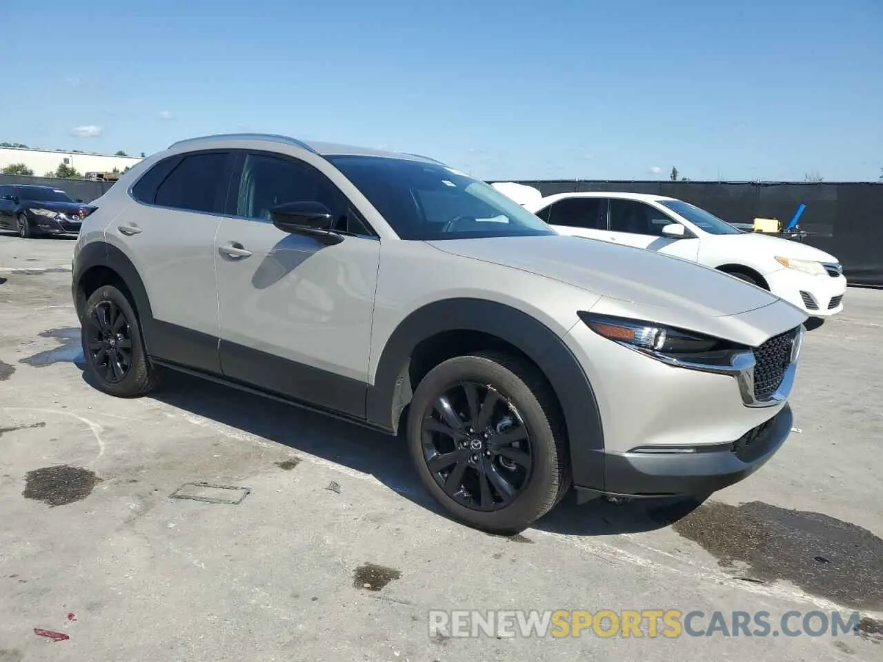 4 Photograph of a damaged car 3MVDMBBMXRM713496 MAZDA CX30 2024