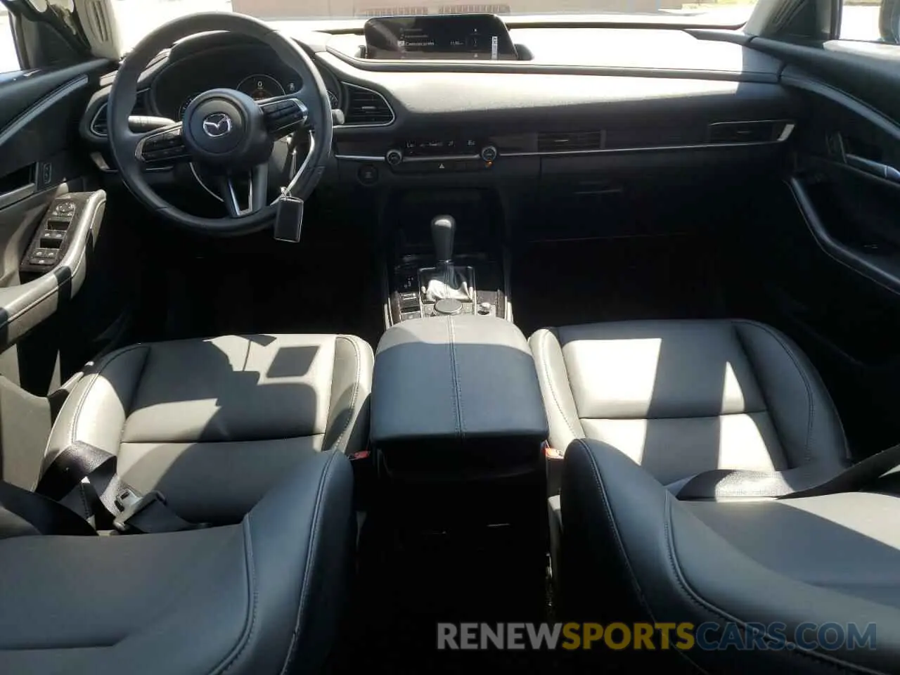 8 Photograph of a damaged car 3MVDMBBMXRM713496 MAZDA CX30 2024