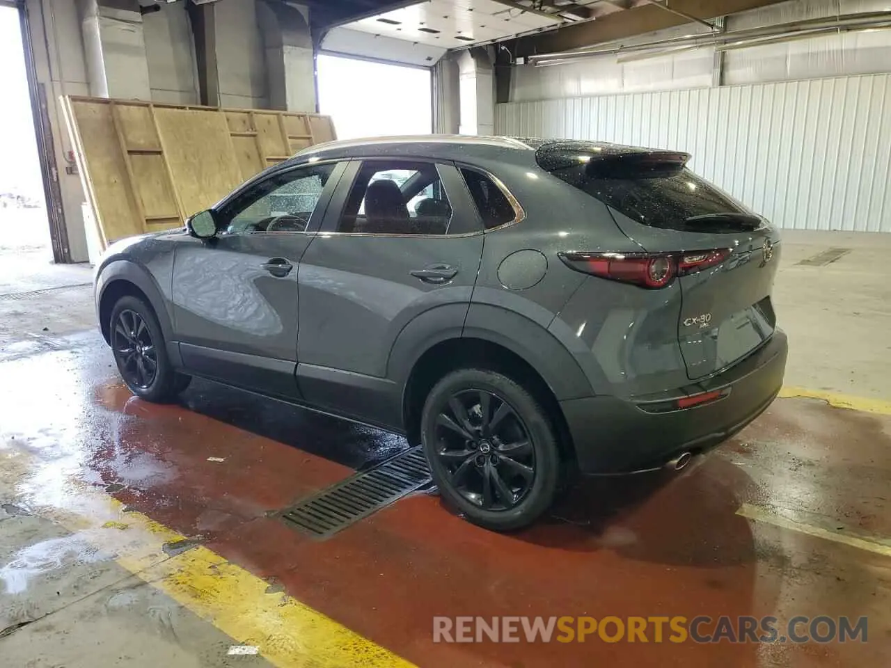 2 Photograph of a damaged car 3MVDMBCM1RM711649 MAZDA CX30 2024