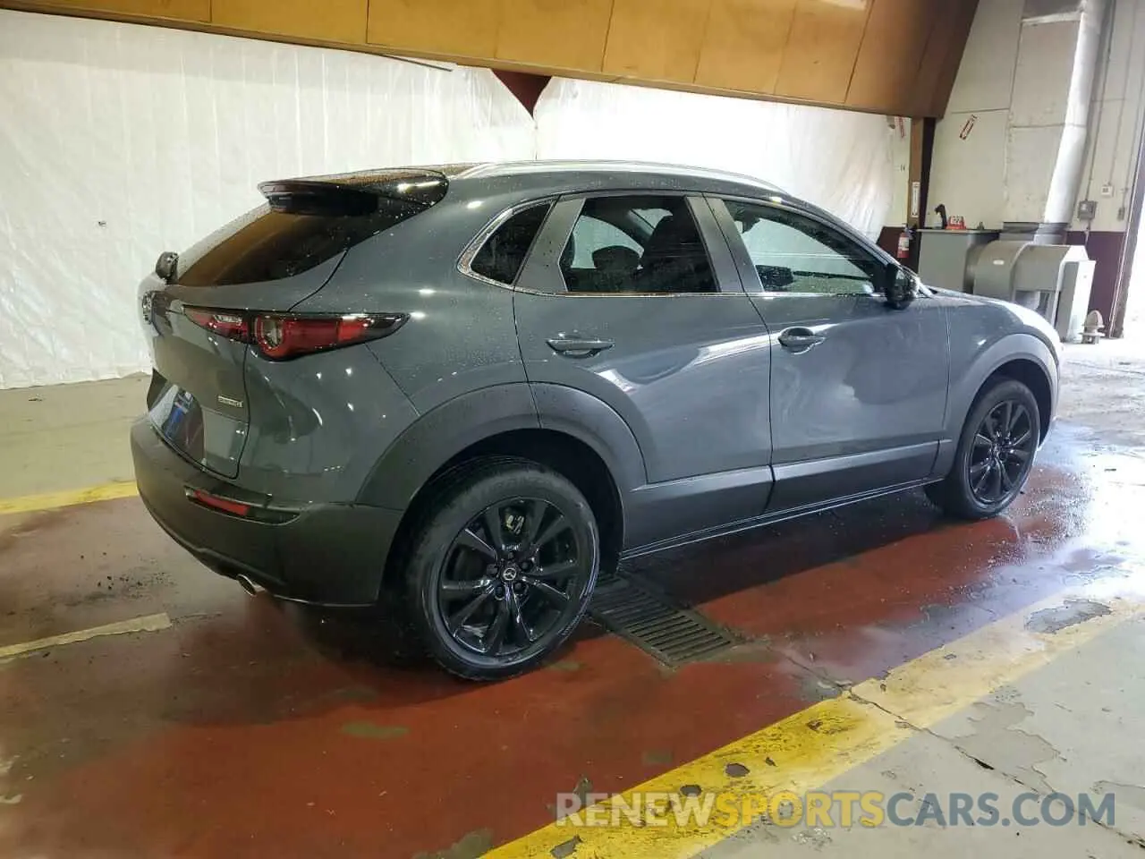 3 Photograph of a damaged car 3MVDMBCM1RM711649 MAZDA CX30 2024